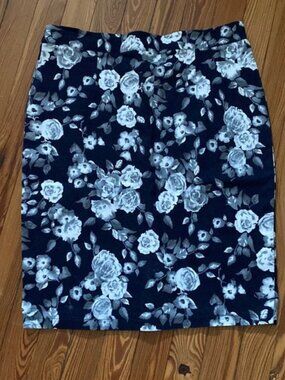 Mikarose floral stretchy skirt